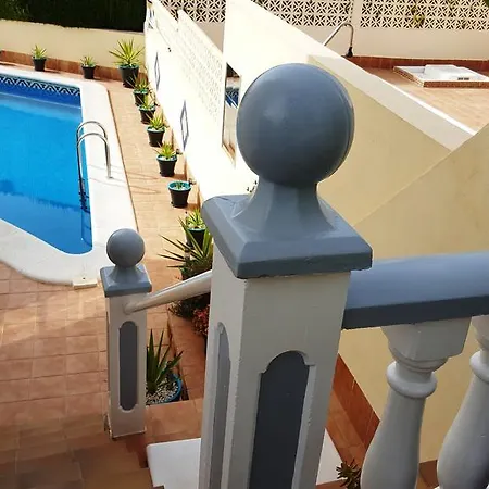 La Marquesa Rojales